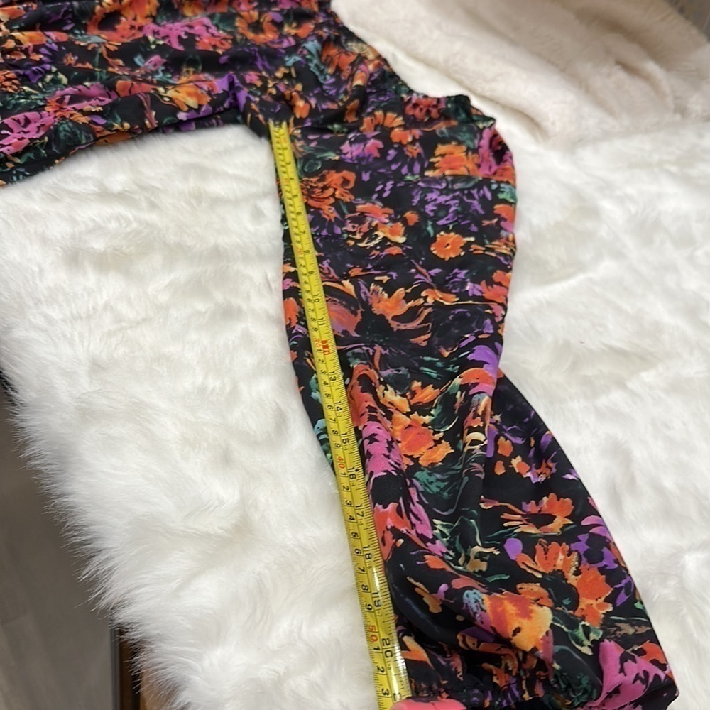 Show me your mumu made in USA black orange/pink/yellow/green shorts romper md - Picture 8 of 14